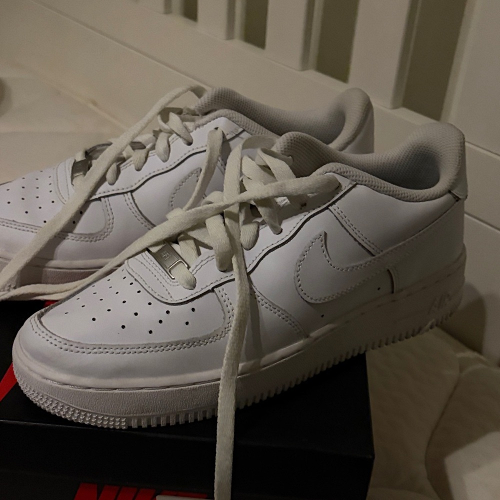 Nike Women’s  Classic White Sneakers